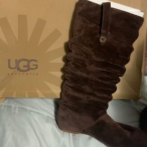 Boots brown size 10 brand ugg
